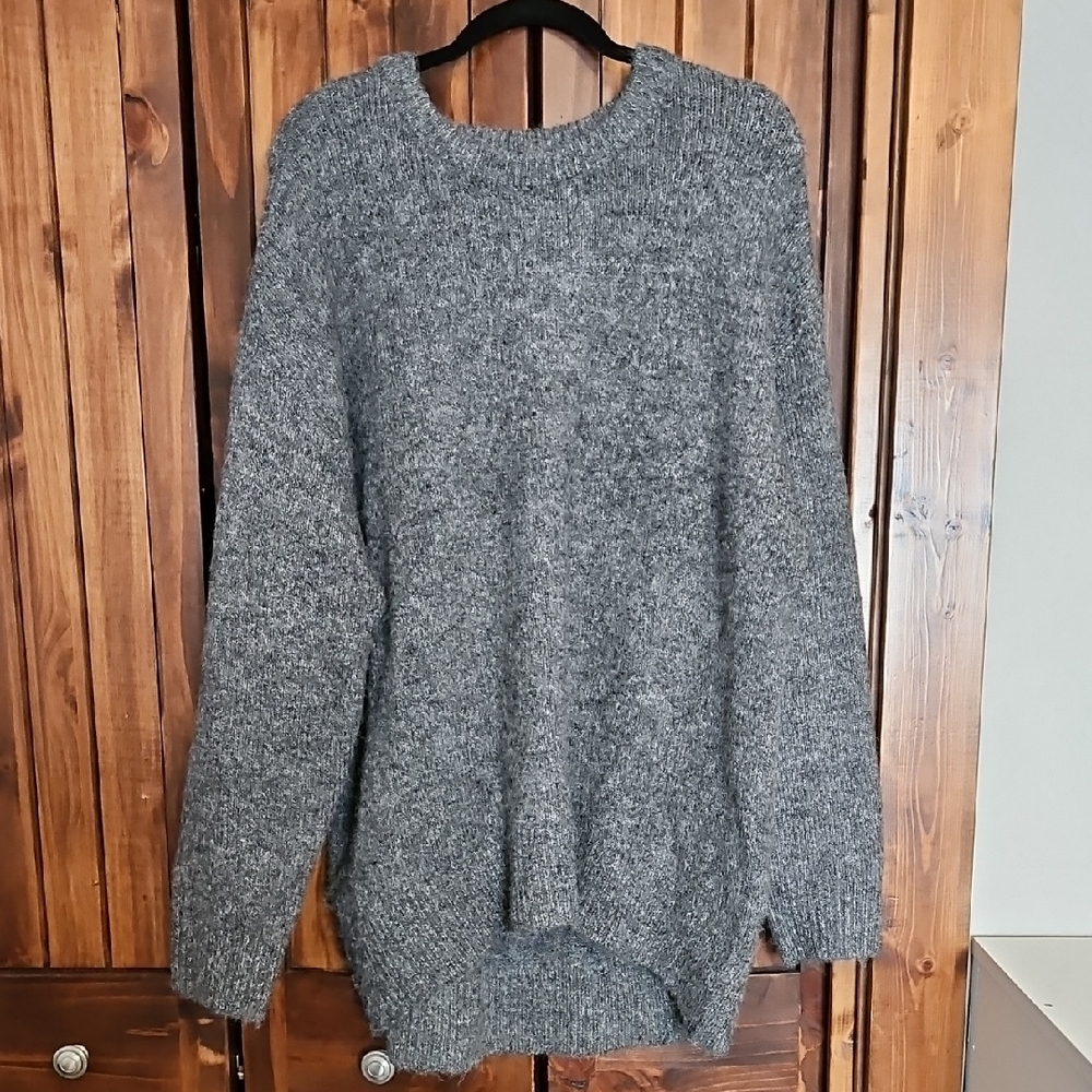 Old Navy Gray Crew Neck Sweater Soft Knit